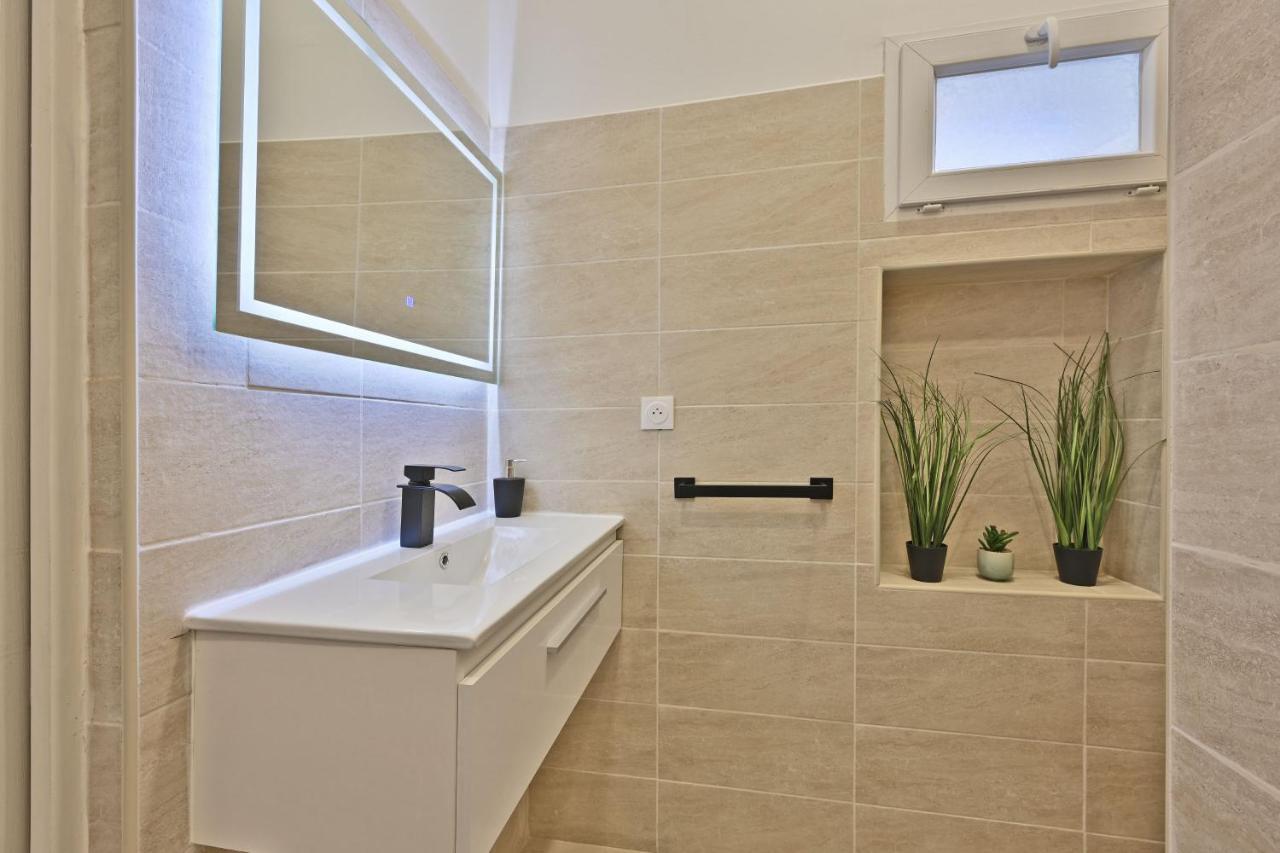 Appartement Au Roi Rene - Ac Clim - Wifi à Avignon Extérieur photo